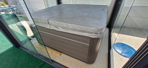 Spa Clairazur Infinity H670  ? 6 places ? Pergola possible 10000 Cazaux (33)