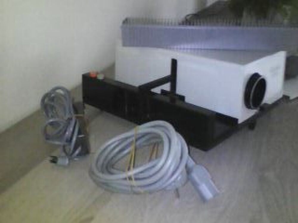 projecteur diapo et accessoires Photos/Video/TV
