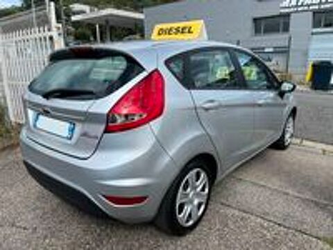 Fiesta 1.25 82 Ambiente 2011 occasion 42700 Firminy