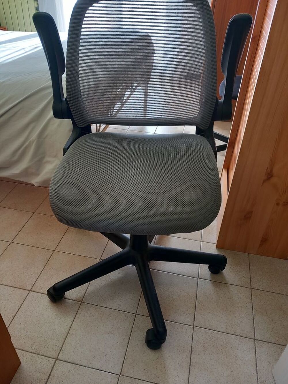 fauteuil de bureau accoudoirs relevables Meubles