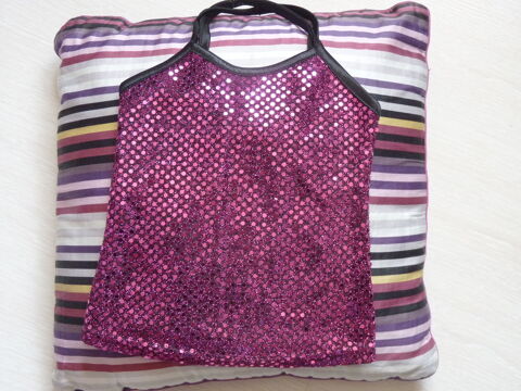 top paillete fille 3 ans rose TBE 1 Brienne-le-Chteau (10)