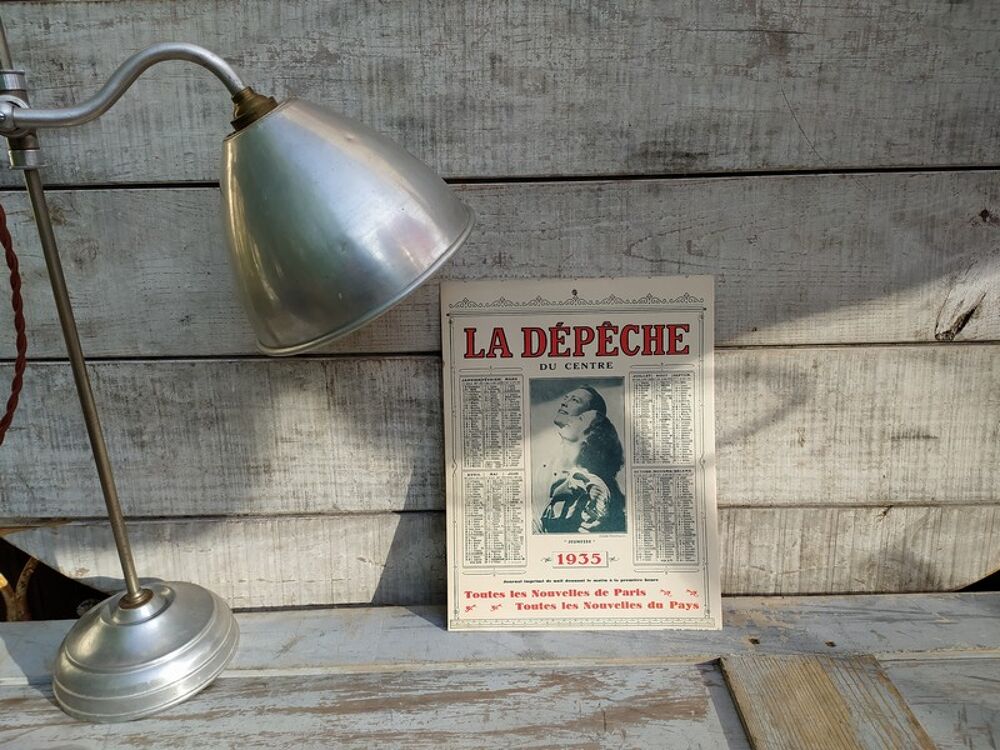 Ancien Calendrier La D&eacute;p&ecirc;che du Centre 1935
