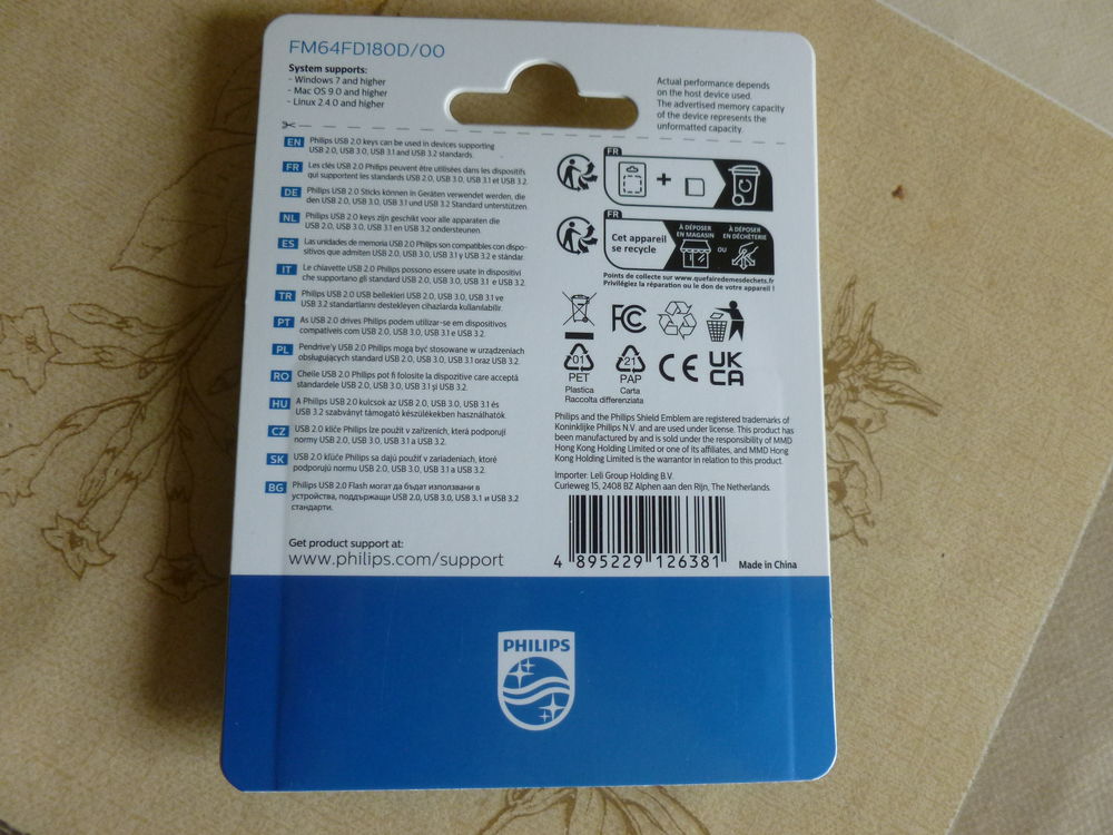 Lot de 2 Cl&eacute;s USB 64 GO Philips neuves, emball&eacute;es, sous blis Matériel informatique