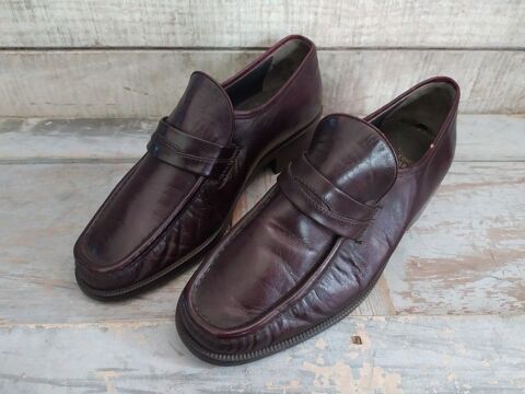 Chaussures Mocassins Bally Suisse Comodo Gilba 17.  T41/42
0 Loches (37)