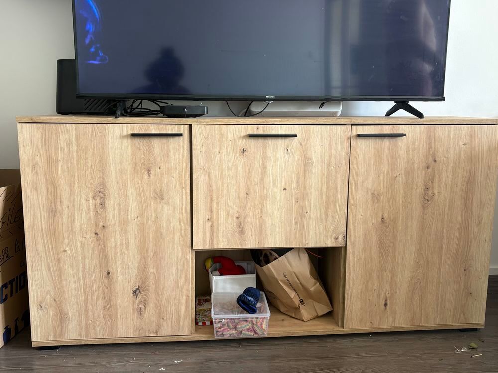 4chaises+table &agrave; manger+meuble tv/buffet Meubles