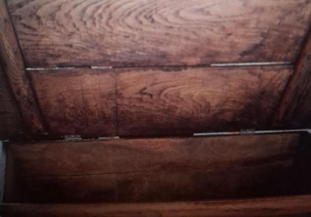 MAIE COFFRE A FARINE ANCIEN
Meubles