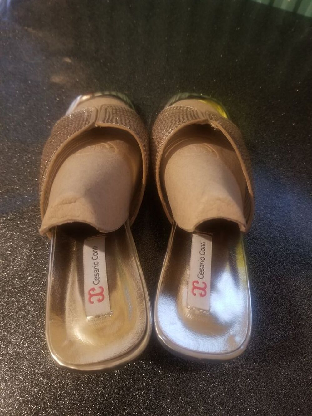 Claquette femme dor&eacute;e Chaussures