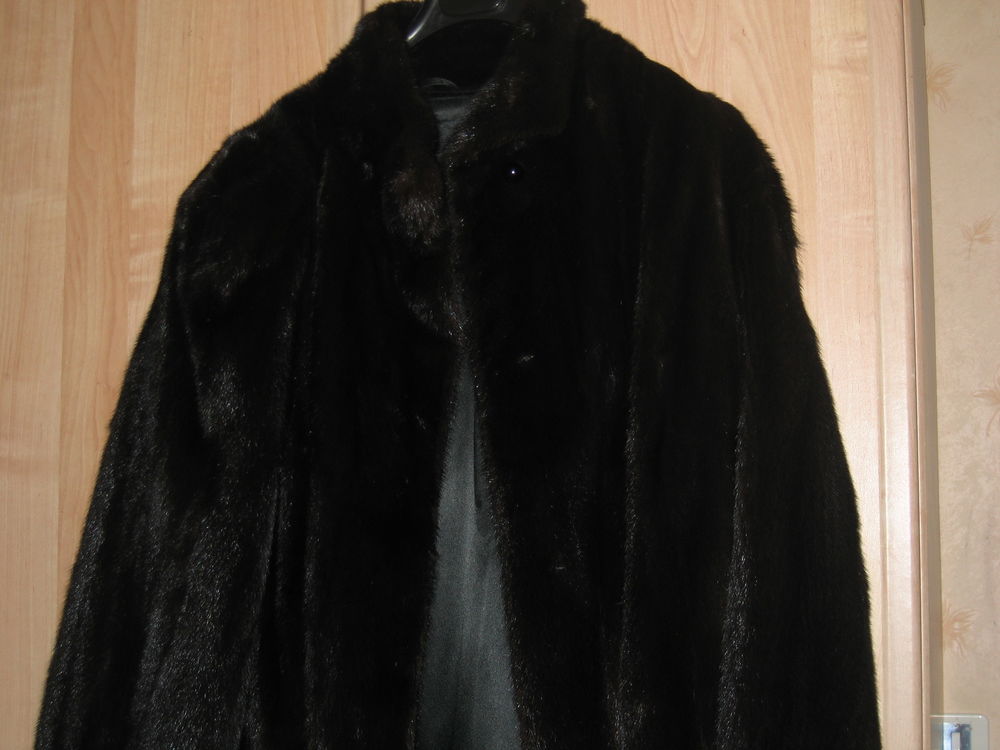 manteau noir en vison Vêtements