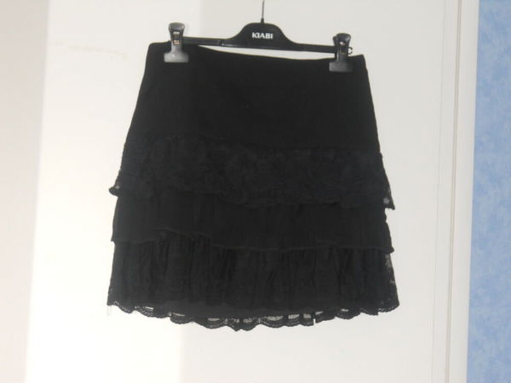 Jupe neuve taille 36 marque originale CAMAIEU Vêtements