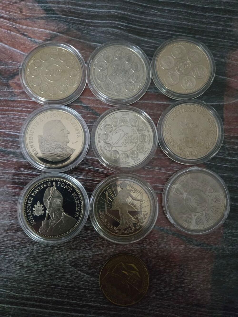 lot de pi&egrave;ces 
