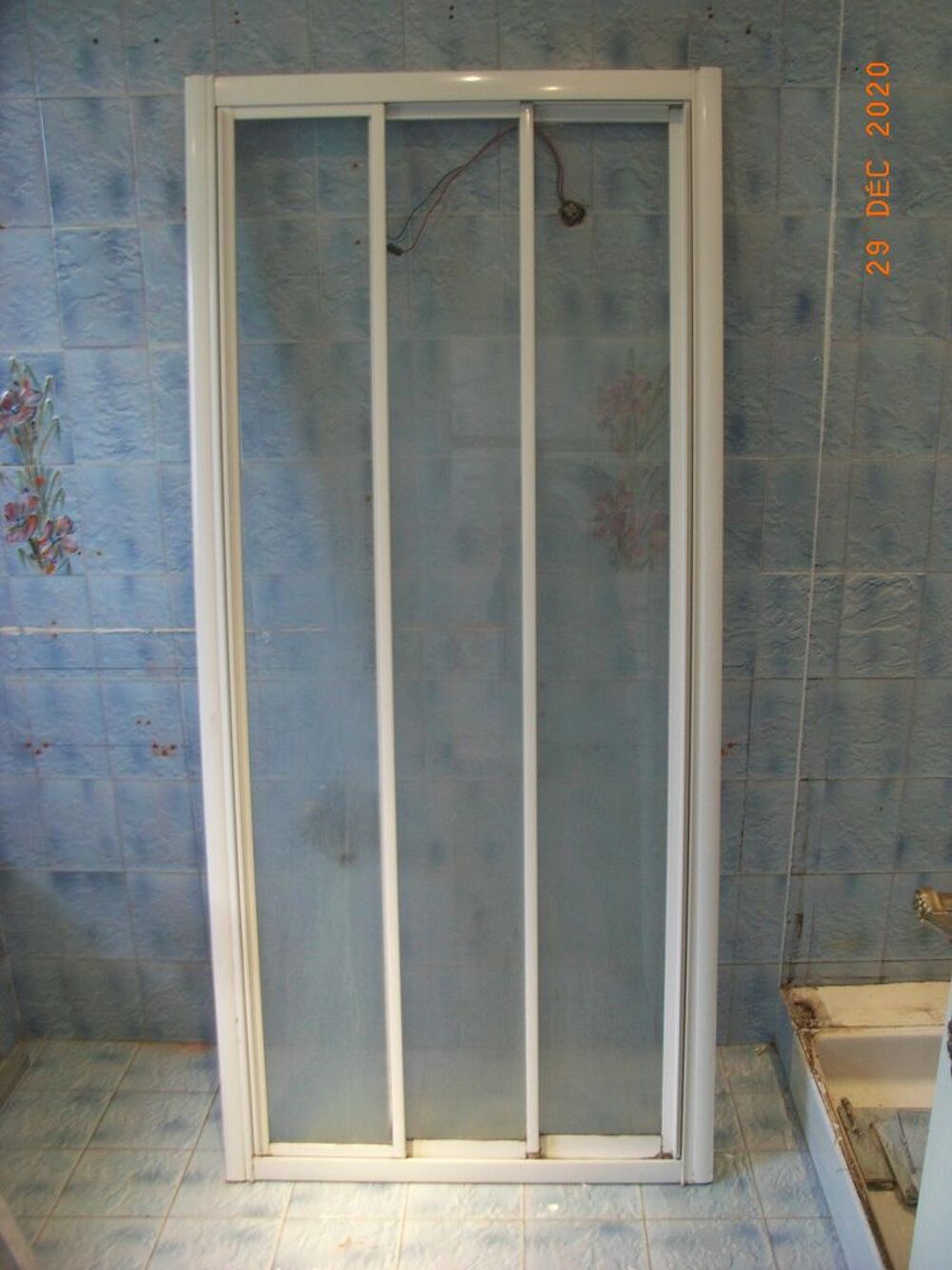 PAROIE DE DOUCHE COULISSANTE H=1,85m -l=0,84&agrave;0,87m 3ventaux Bricolage