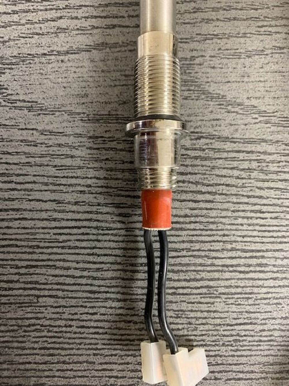 r&eacute;sistance chauffante DE radiateur &eacute;lectrique SVI et KALIREL Electroménager