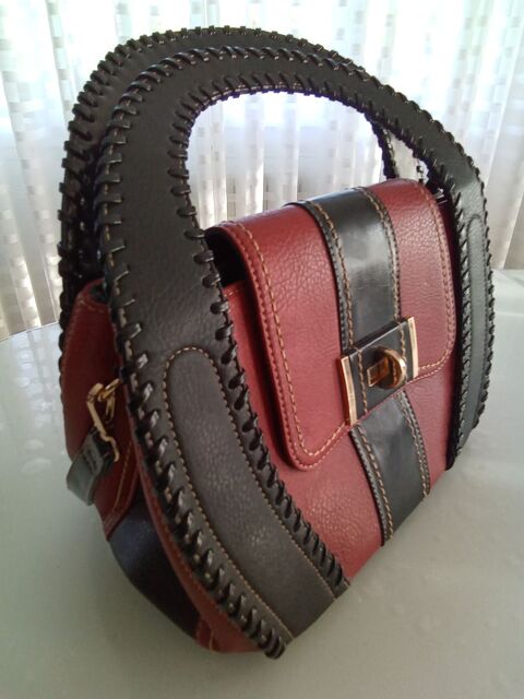 Sac  main cuir Systyle Paris NEUF 24 Orgres (35)