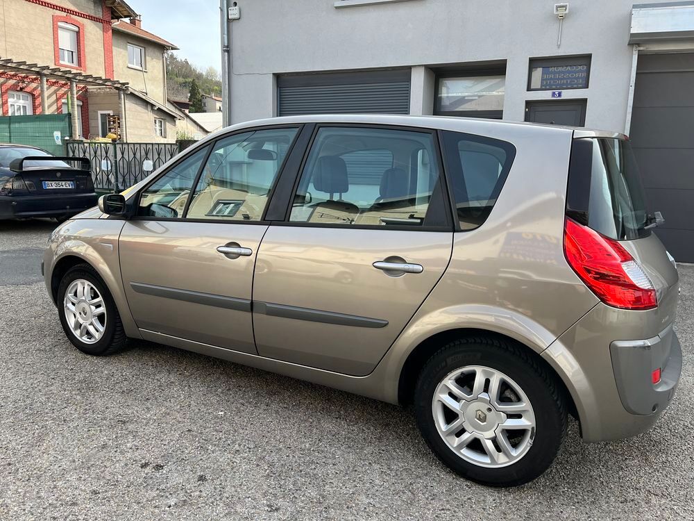 Sc&eacute;nic II Scenic 1.6 16V Emotion 2009 occasion 42700 Firminy