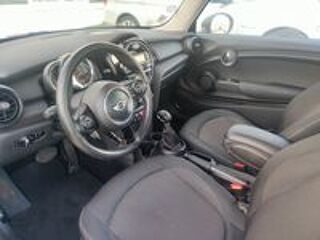One Hatch 3 Portes 102 ch BVA6 2015 occasion 78390 Bois-d'Arcy