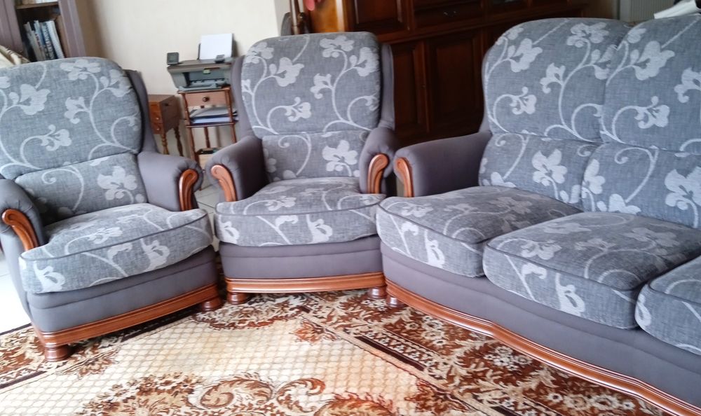 canap&eacute; + 2 fauteuils Meubles