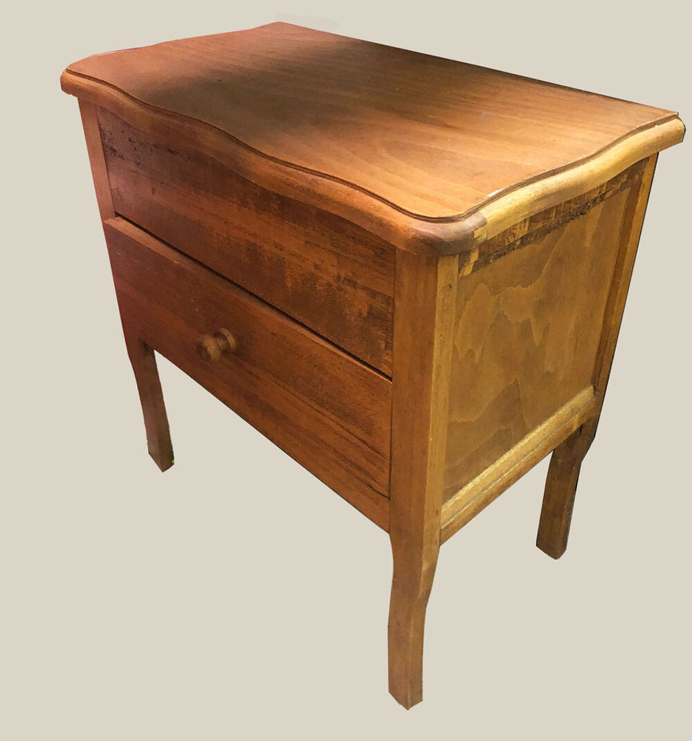TABLE de chevet ou table d'appoint Meubles