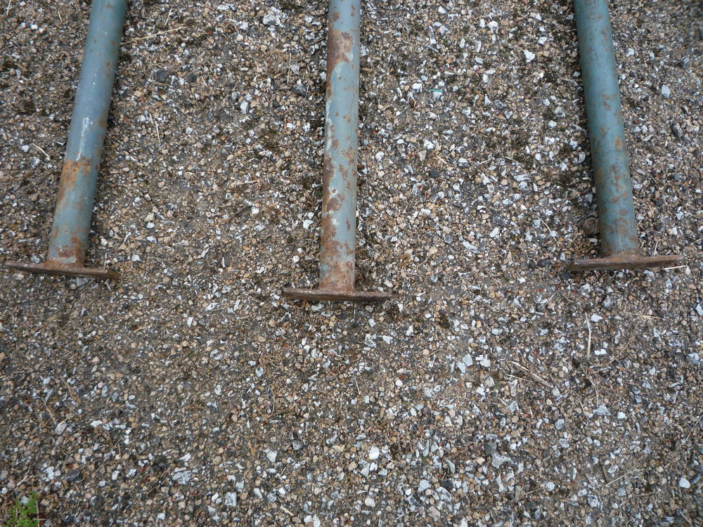 Pieds droit (G) Bricolage