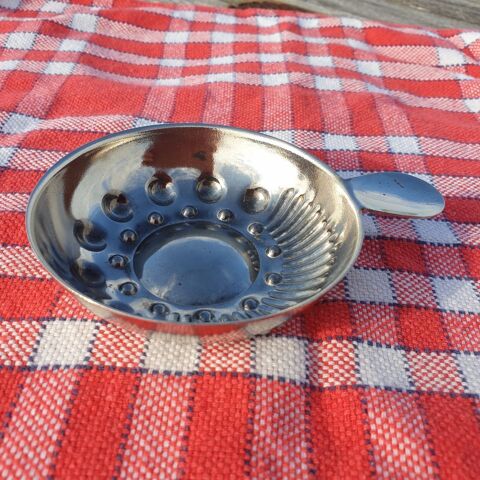 Testeur de vin en m�tal France ancien 15 Antony (92)