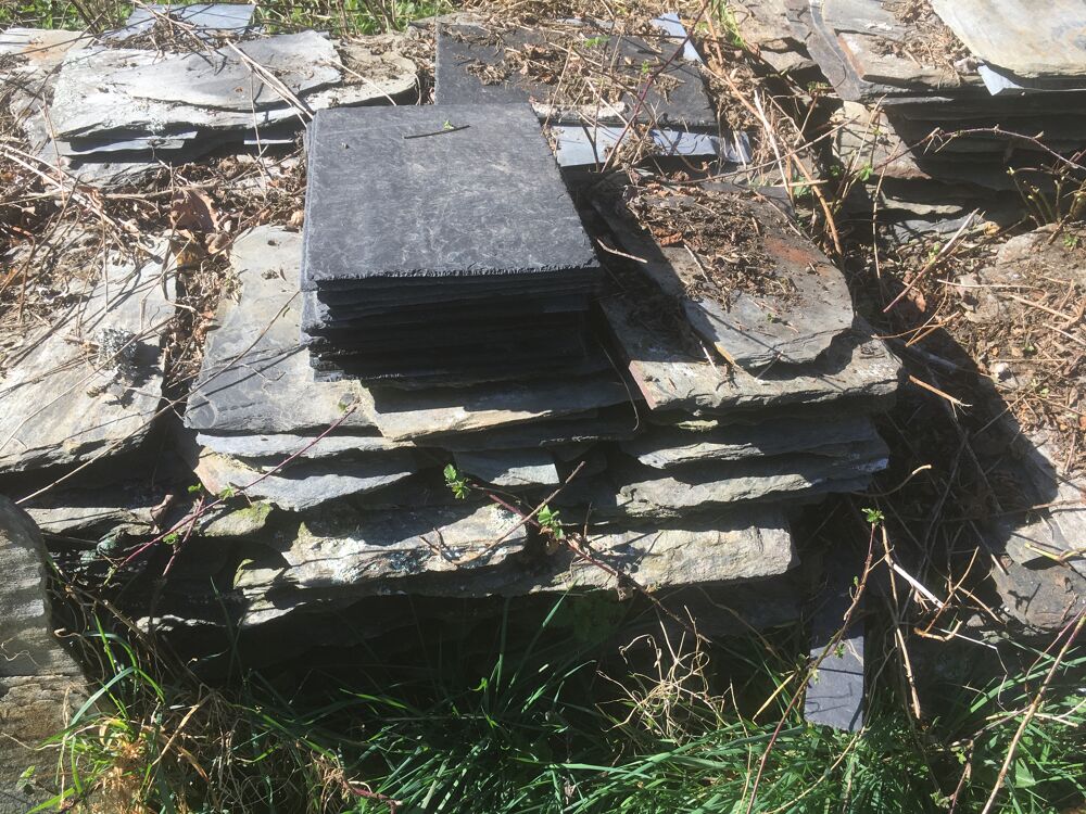 Lot ardoise de toiture taill&eacute; main
Bricolage
