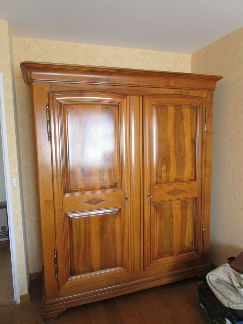 ARMOIRE DE PRESTIGE Meubles