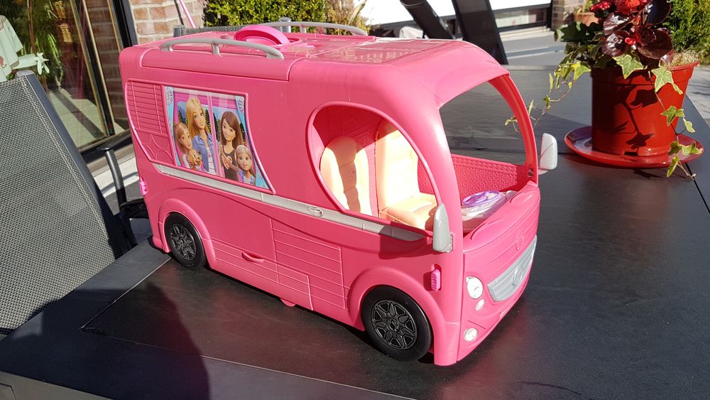 Camping car Barbie Jeux / jouets