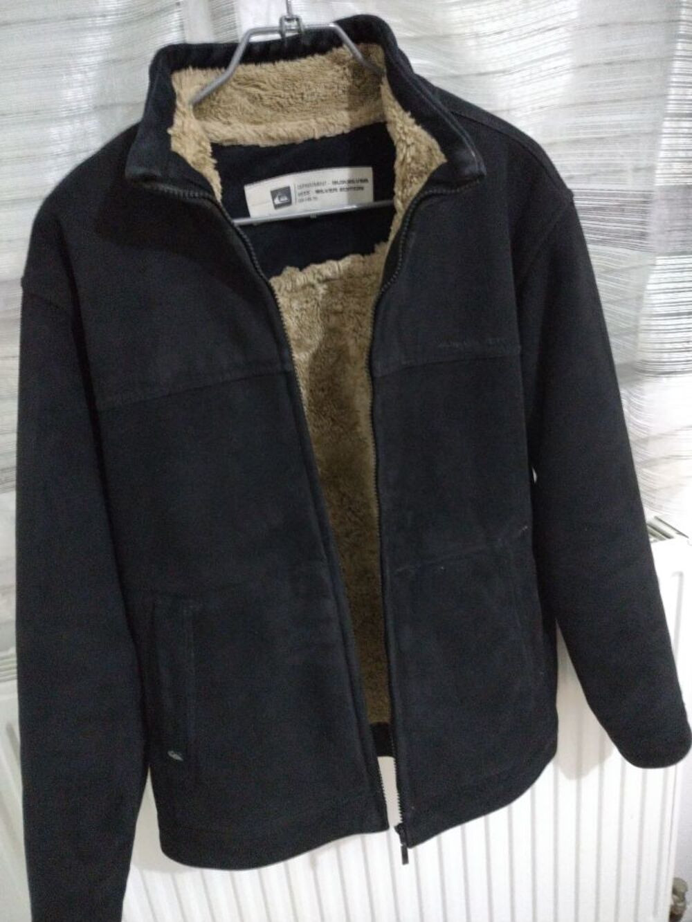 blouson daim Quick sylver fourrure int&eacute;rieur tres chaud taille M comme neuf Vêtements