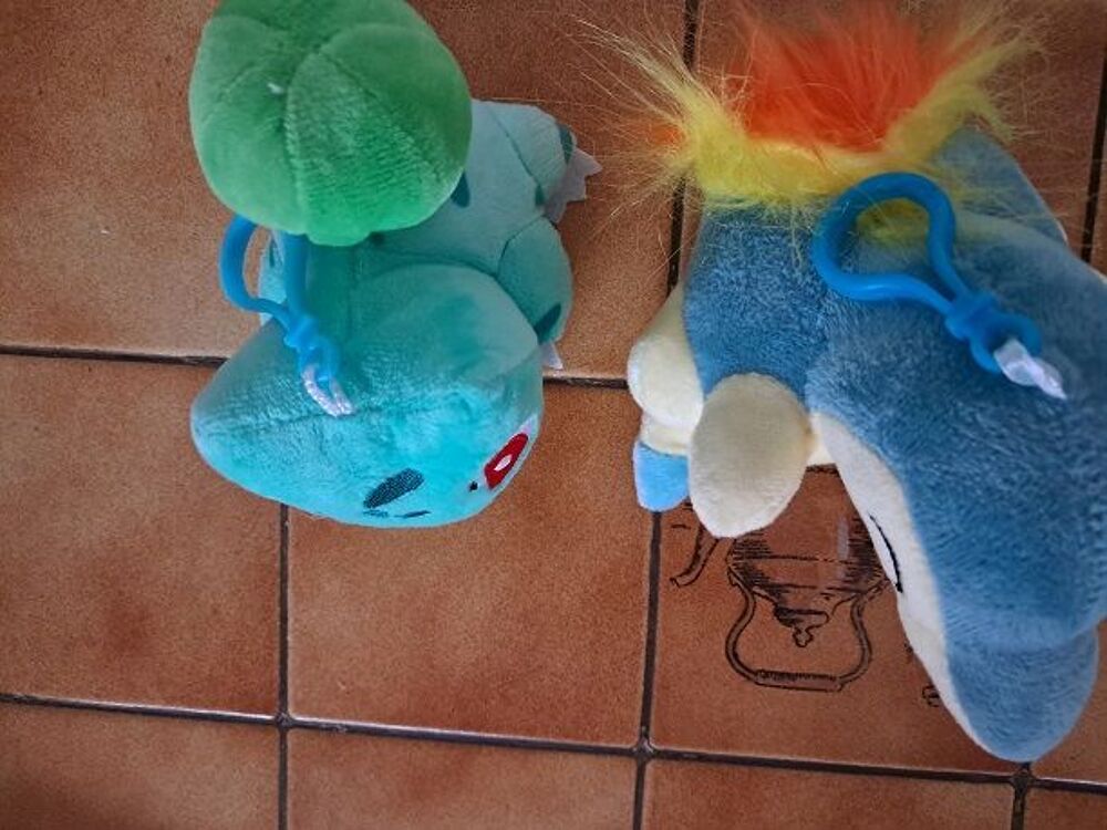 Porte-cl&eacute; Pokemon peluche manga anime s&eacute;rie TV film goodies Jeux / jouets