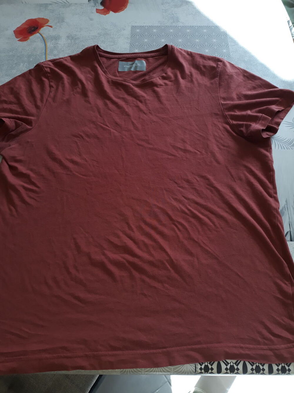 tee shirt homme
Vêtements