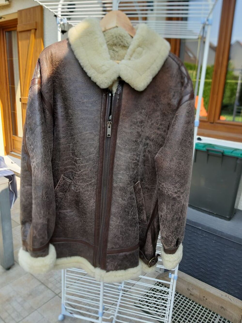 Blouson en peau Vêtements