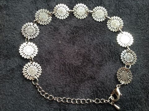 BRACELET ARGENTÉ FLEUR DE ViE RONDE 23 cm Envoi Possible
4 Trégunc (29)