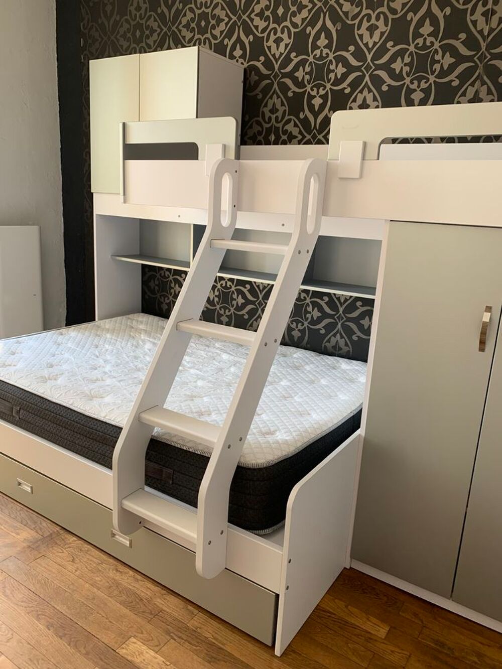 Lits superpos&eacute;s 3 couchages Meubles