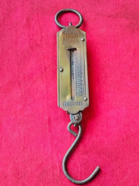 Ancien peson romaine dynamom�tre 15 Avermes (03)