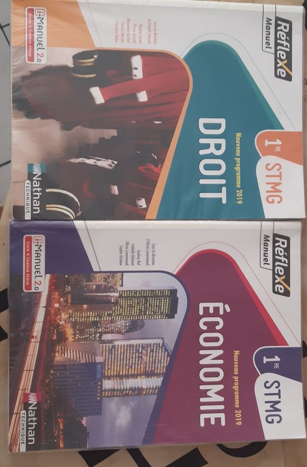 Livres &Eacute;conomie et droit 1ere stmg 
Livres et BD