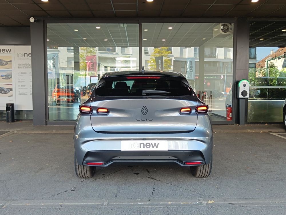 Clio VI Clio TCe 115 ch EDC esprit Alpine 2026 occasion 95220 Pierrelaye