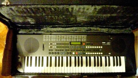 KORG INTERACTIVE WORKSTATION   i5S   ** DERNIRE VERSION ** 250 Besanon (25)
