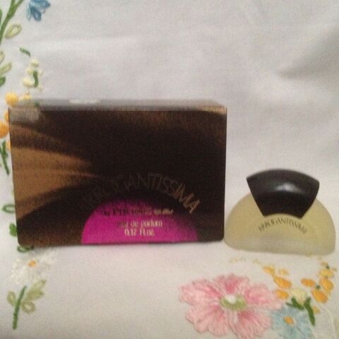 Miniature de parfum        6 Vincennes (94)