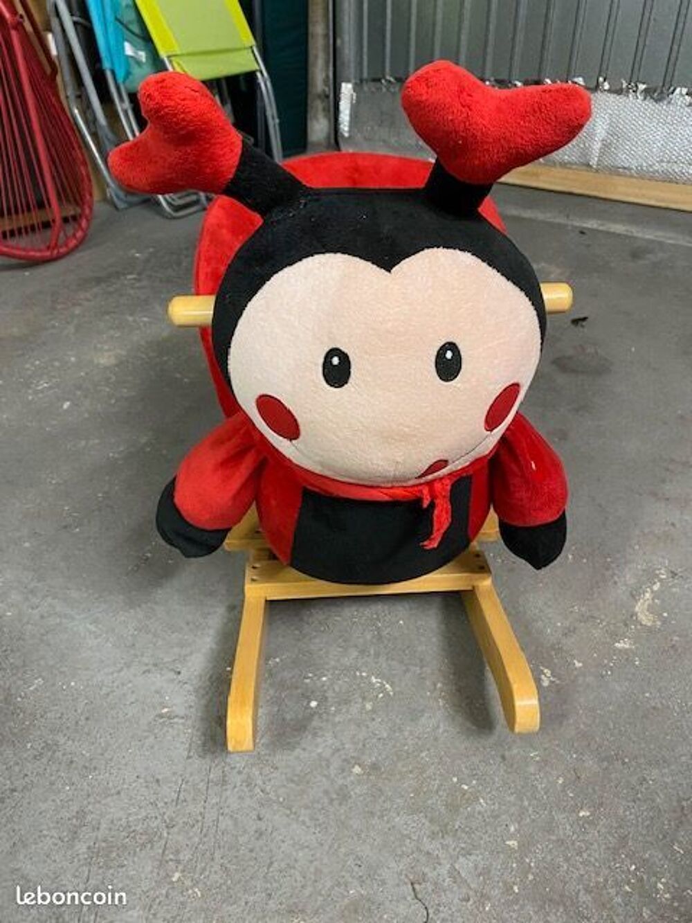 Coccinelle &agrave; Bascule Mobilier enfants