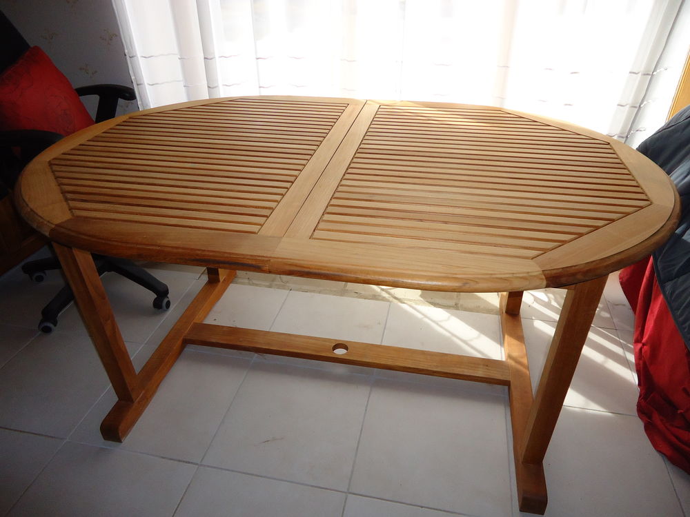 TABLE OVALE NEUF DE GRANDE QUALITE NEUF DE CAMPING BOIS Meubles