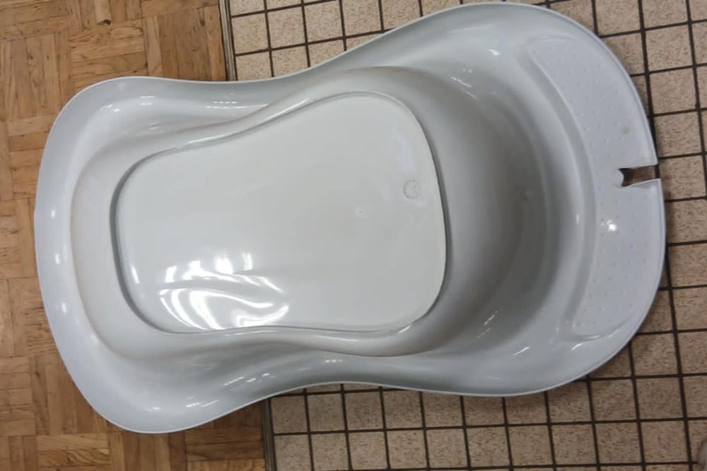 Baignoire B&eacute;b&eacute; : Longueur de 88 cm Pu�riculture