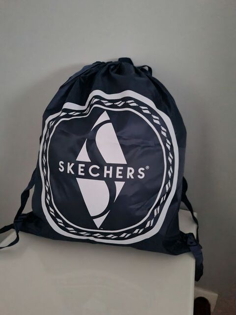 Doudoune SKECHERS Fontenay-sous-Bois (94)