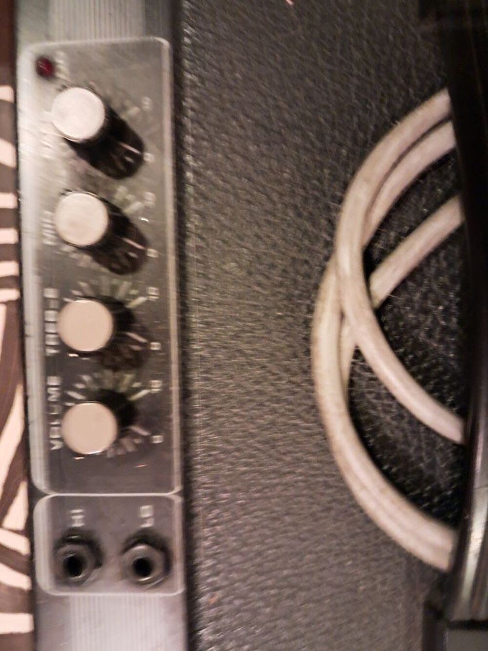 Ampli pour basse et piano Instruments de musique