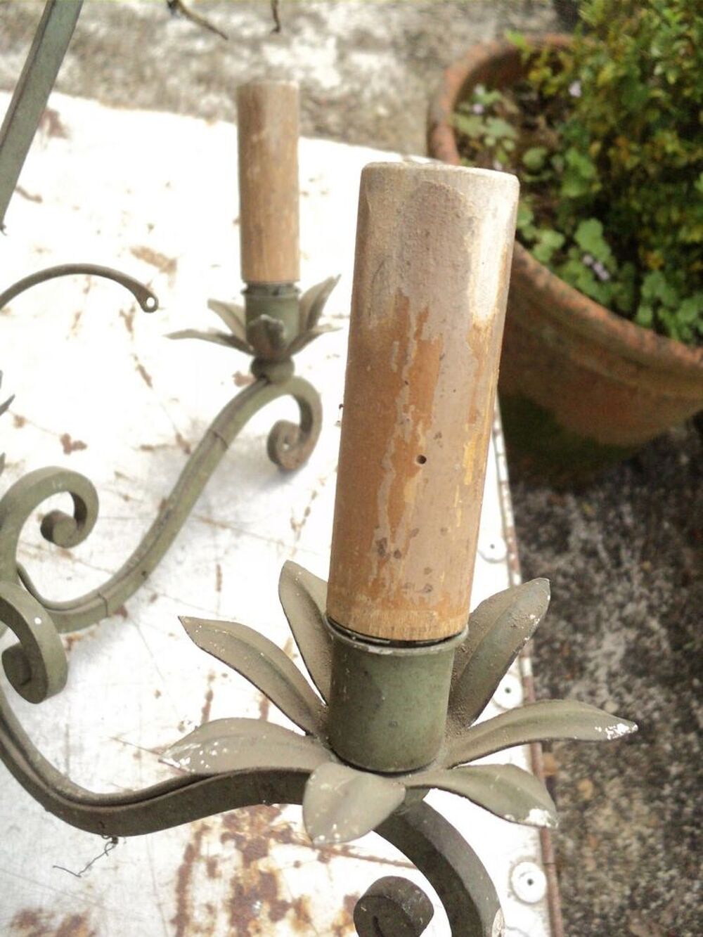 Lustre Ancien en Fer Forg&eacute;. Dcoration