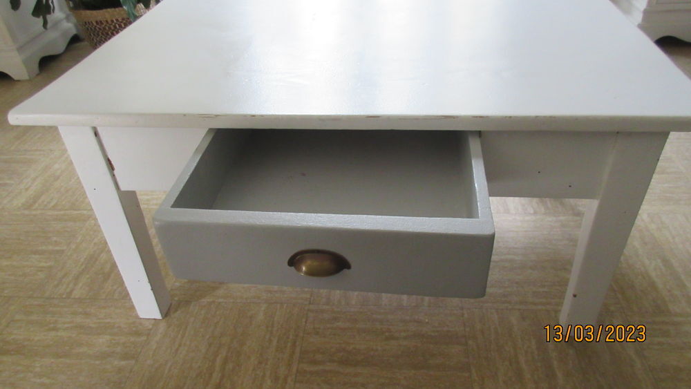 table salon
Meubles