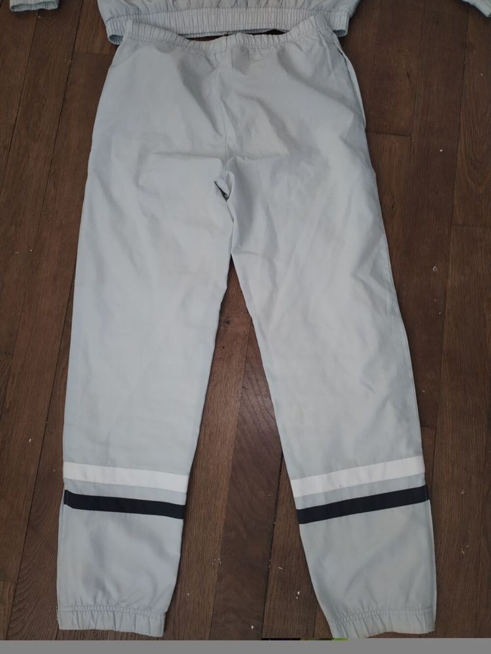 Ensemble surv&ecirc;tement SERGIO TACCHINI (taille M) Vêtements