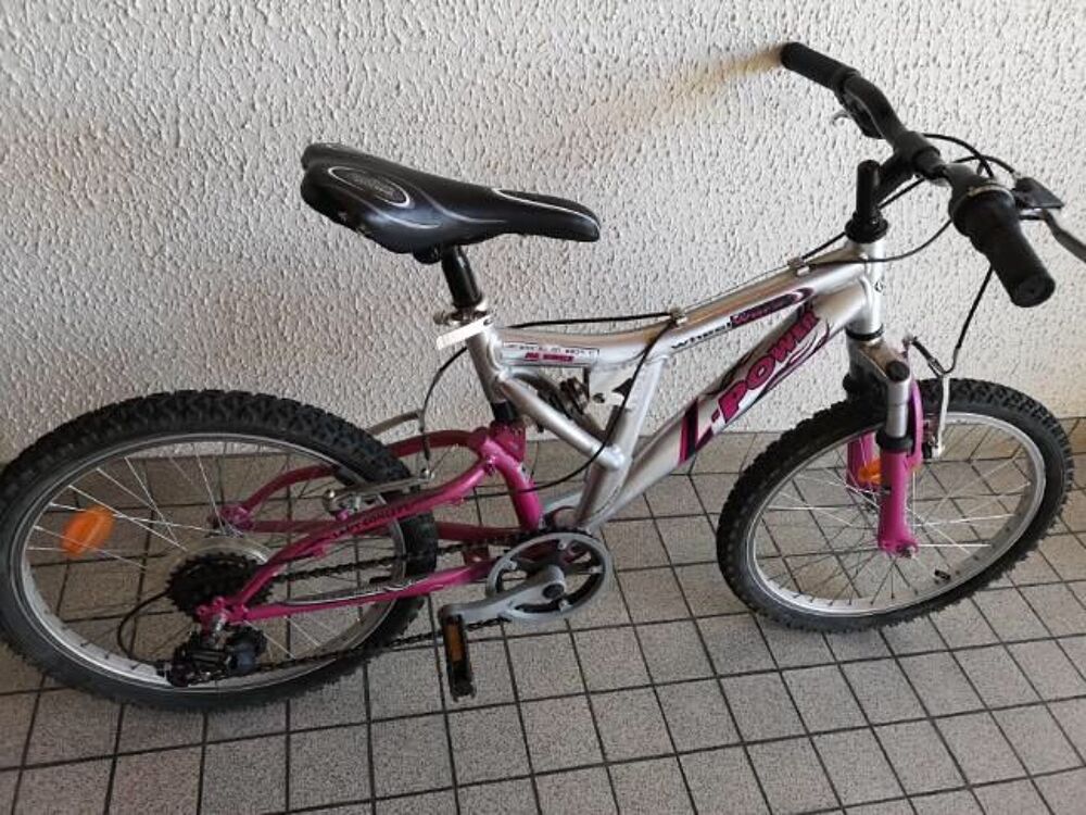 v&eacute;lo en parfait &eacute;tat Vélos