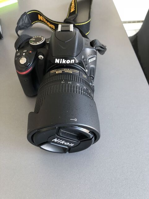 Appareil photo Nikon d3200 + objectif 18-55 mm 250 Lognes (77)