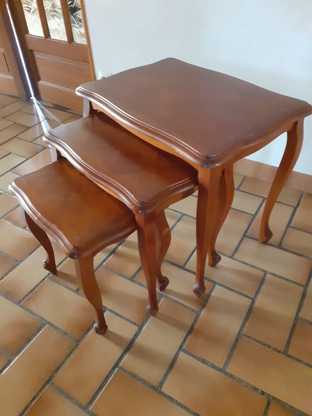 3 TABLES GIGOGNES Meubles