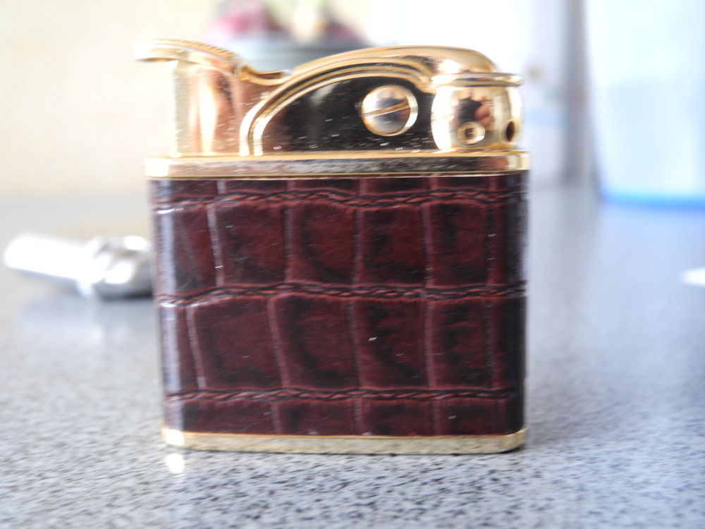 Briquet RONSON WHALE 