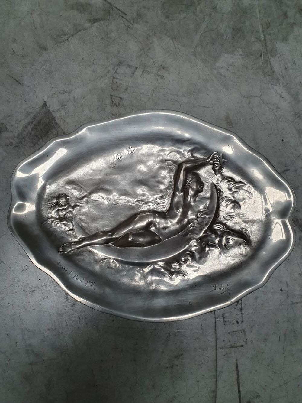Plat en &eacute;tain 